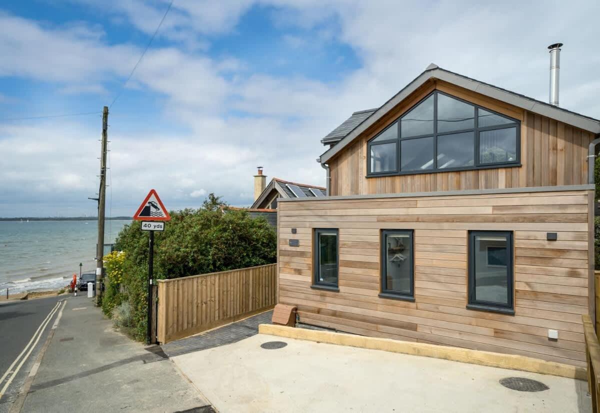 Rotherwood, Gurnard Seafront Экстерьер фото