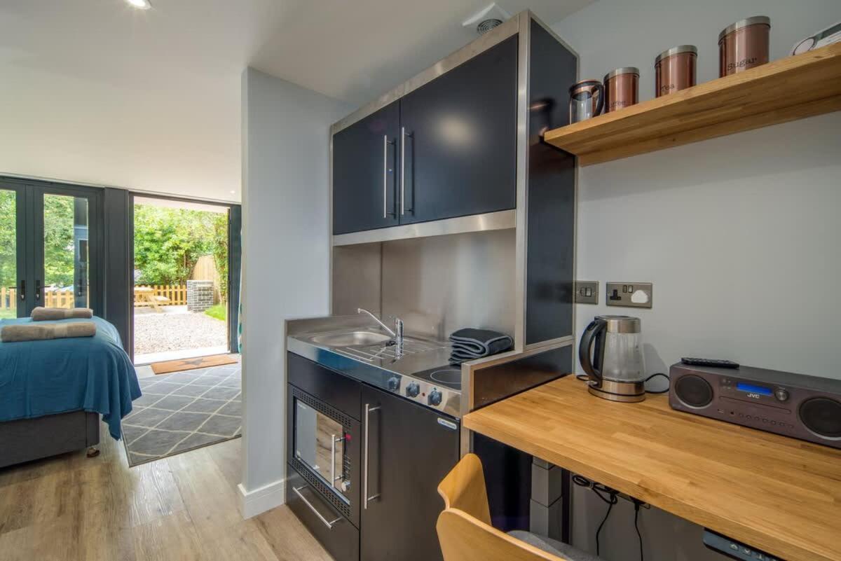 Rotherwood, Gurnard Seafront Экстерьер фото